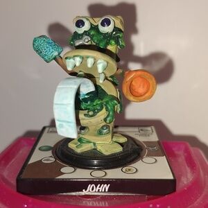 WizKids Creepy Freaks Collectible Mini Figure Game Piece With Base - John 030